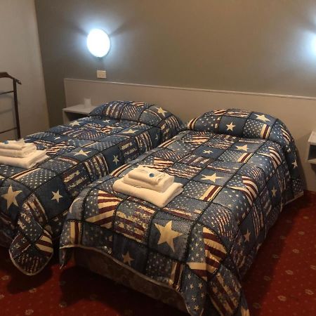 Residence Colombo 皮亚琴察 外观 照片